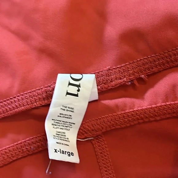 Vuori sz XL super soft studio legging pockets great pre owned condition - Picture 2 of 5